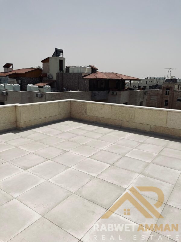شقه سكنيه في الصويفيه للبيع