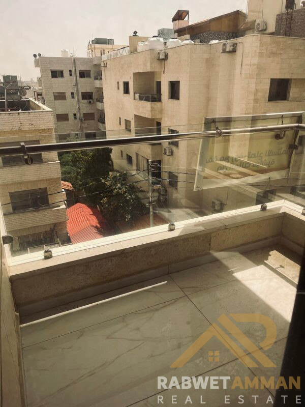 شقه سكنيه للبيع في خلدا