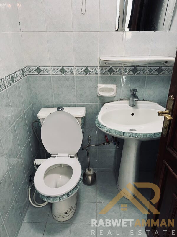 شقه سكنيه للبيع في خلدا