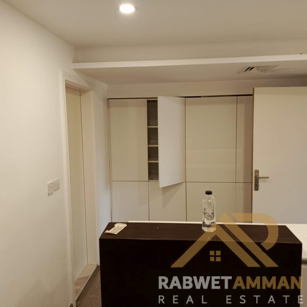 عياده للايجار في الدوار الرابع