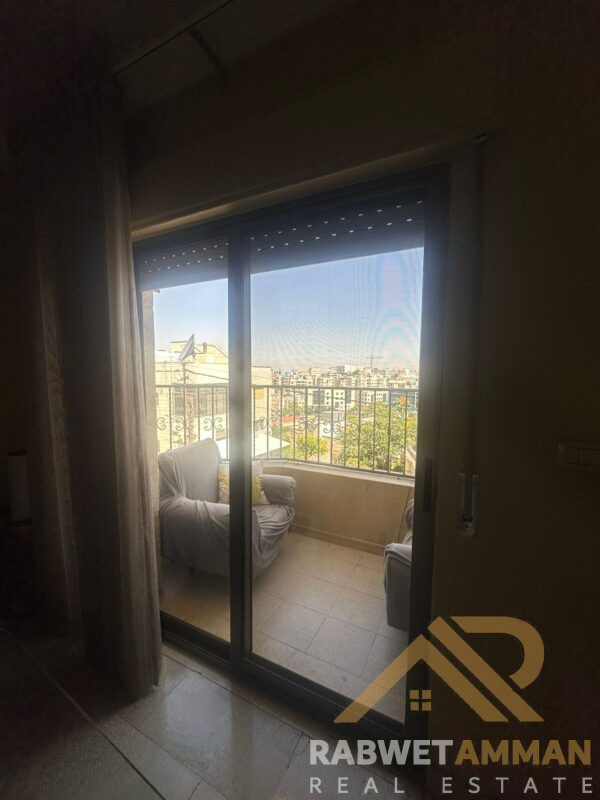 شقه سكنيه للبيع في ضاحية الحسين