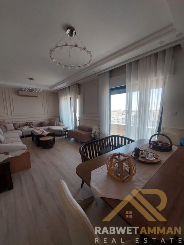 شقه سكنيه للبيع في الحويطي
