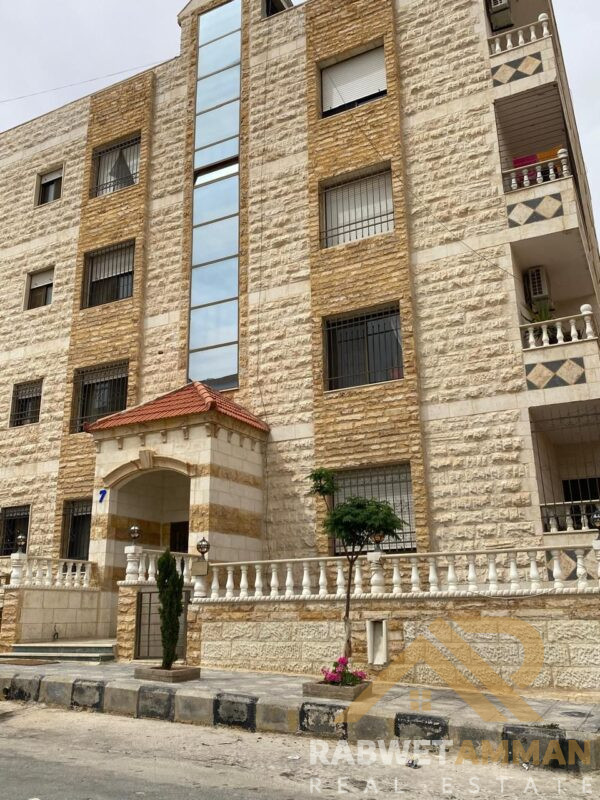 شقه سكنيه للبيع في شفا بدران