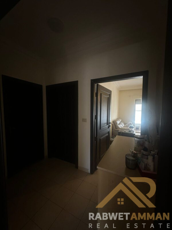 شقه سكنيه للبيع في ضاحية الحسين