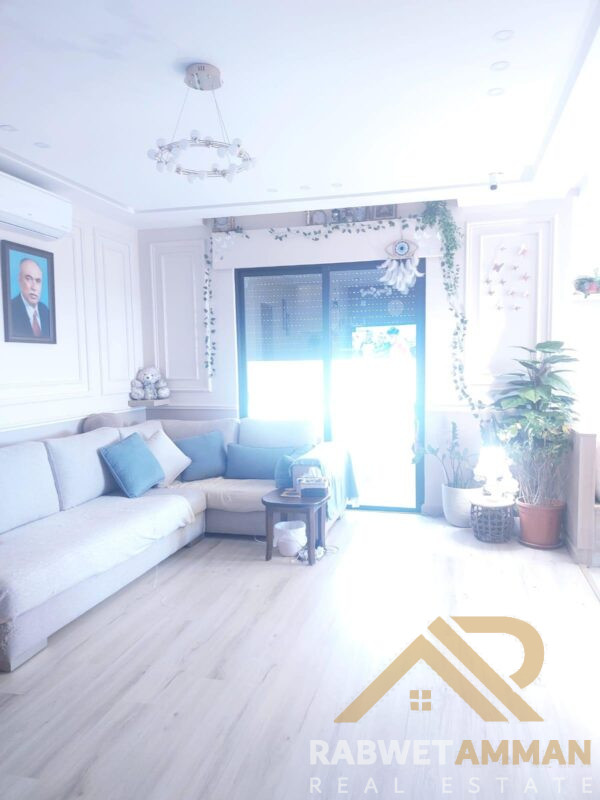شقه سكنيه للبيع في الحويطي