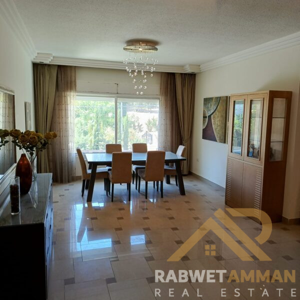 شقه سكنيه للبيع في الدوار الرابع