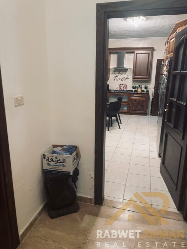 شقه سكنيه للبيع في أم أذينه