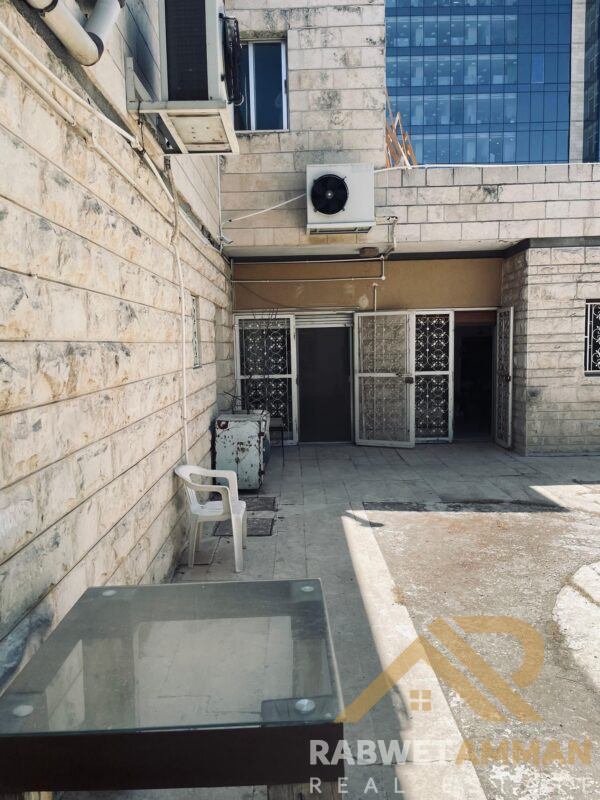 فيلا سكنيه للبيع في أم أذينه