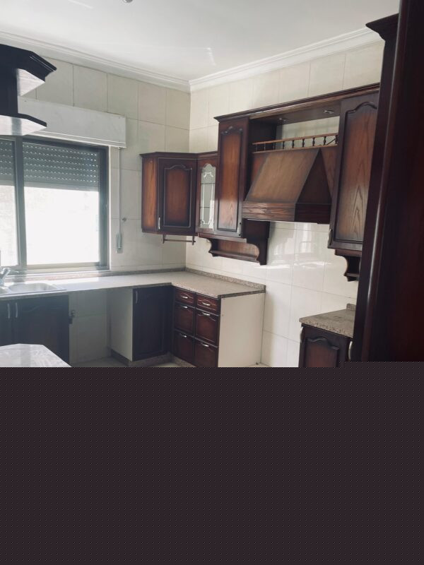 شقه سكنيه في ديرغبار للبيع
