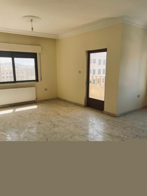 شقه سكنيه في ديرغبار للبيع