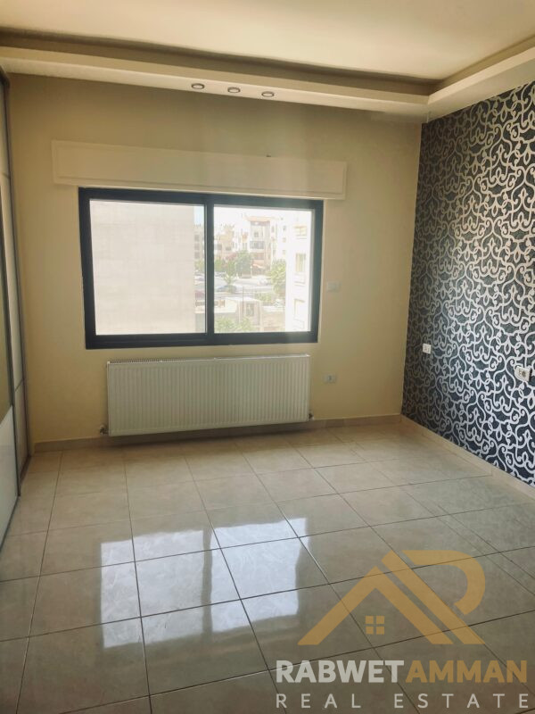 شقه سكنيه للبيع في عبدون الشمالي