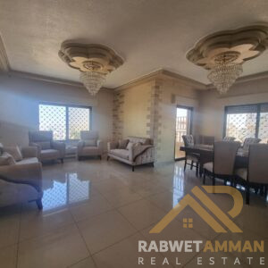 شقه سكنيه للبيع في الجبيهه